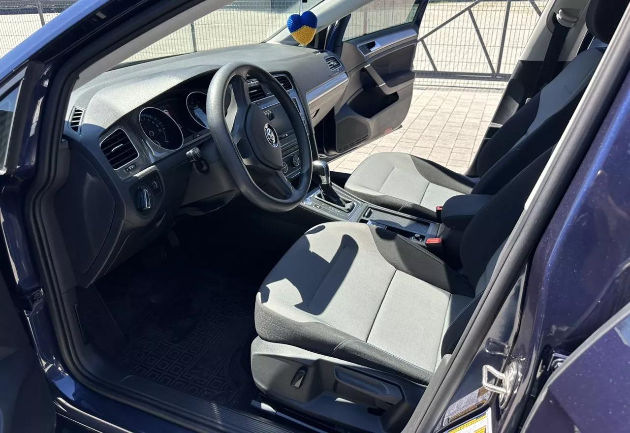 Volkswagen e-Golf  24 kWh 2016thumbnail91