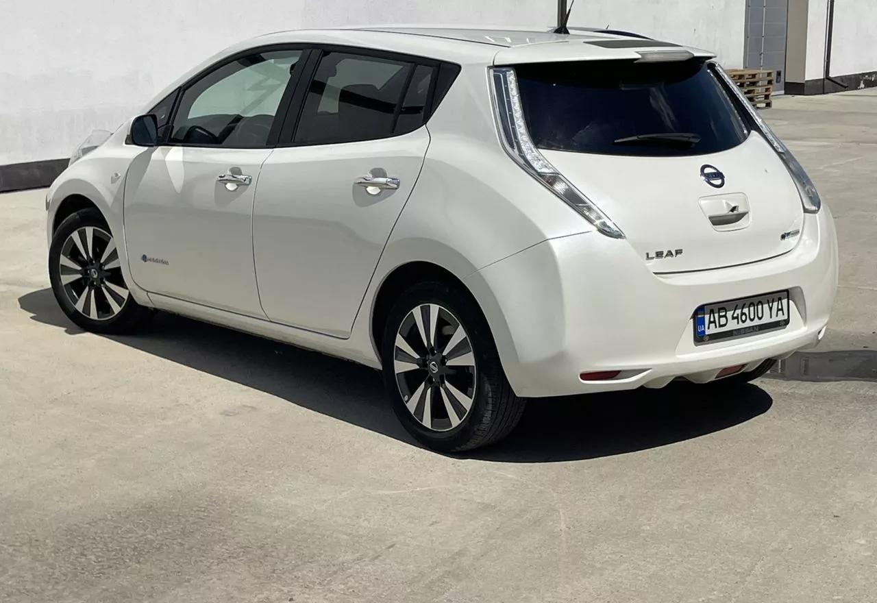 Nissan Leaf  30 kWh 2017thumbnail261