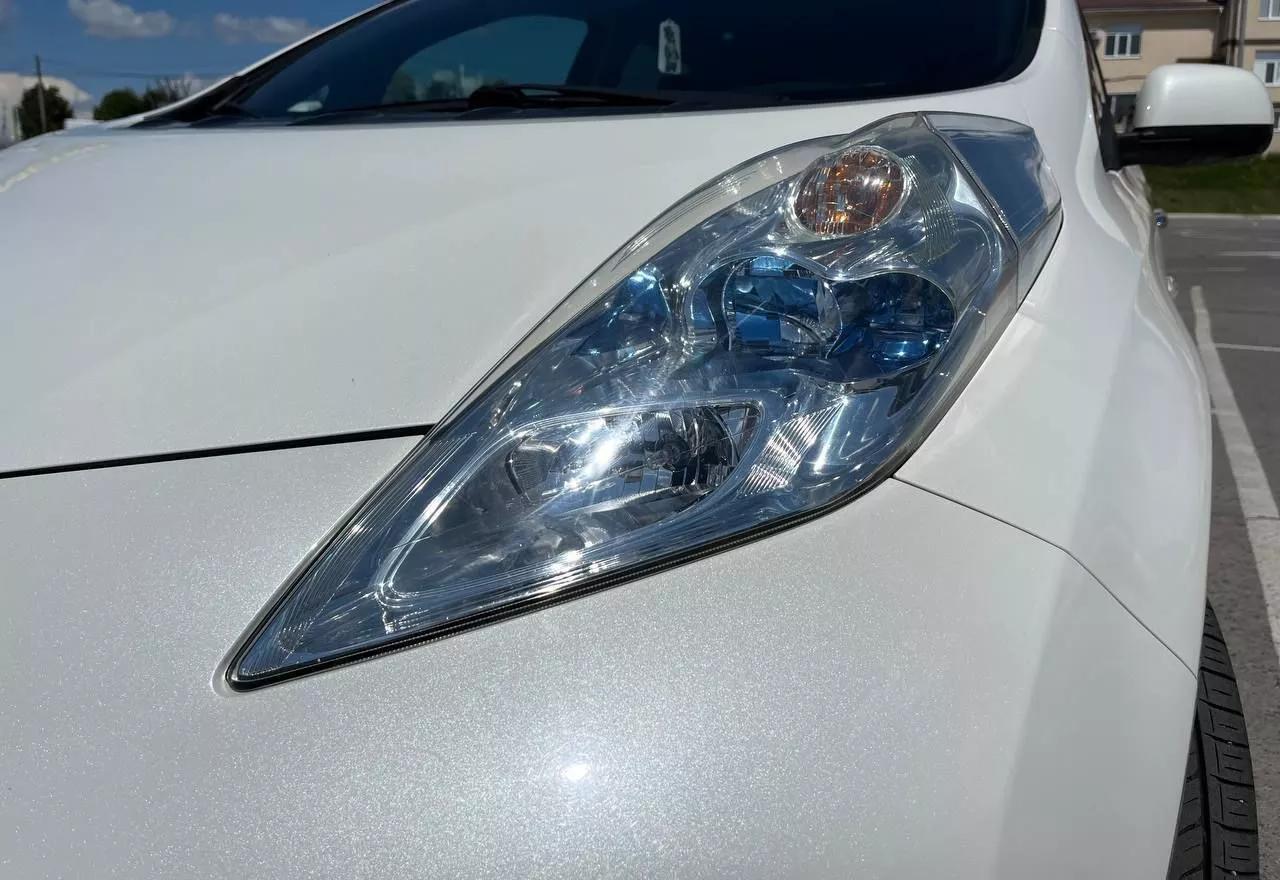 Nissan Leaf  30 kWh 2017thumbnail301