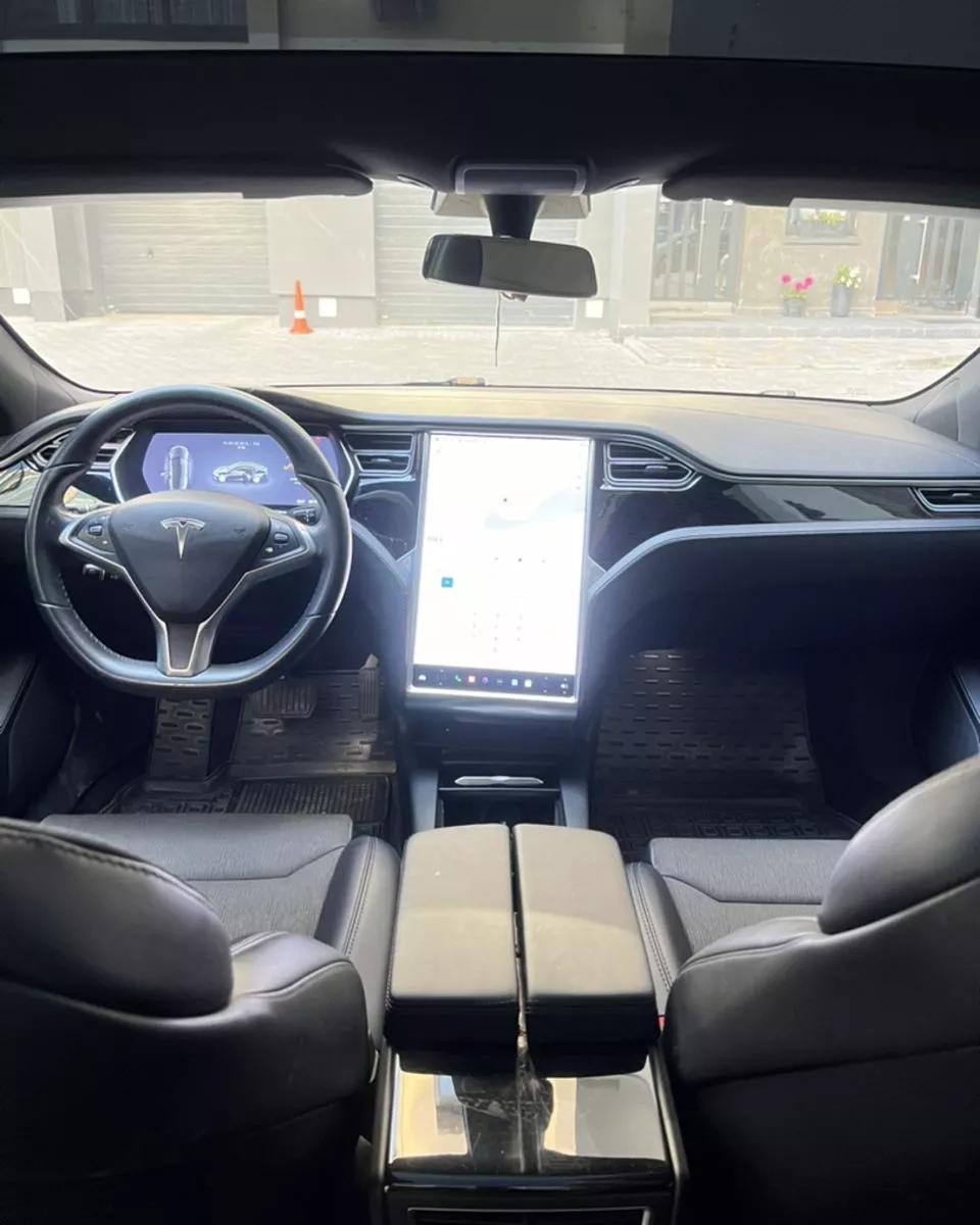 Tesla Model S  75 kWh 2017thumbnail41