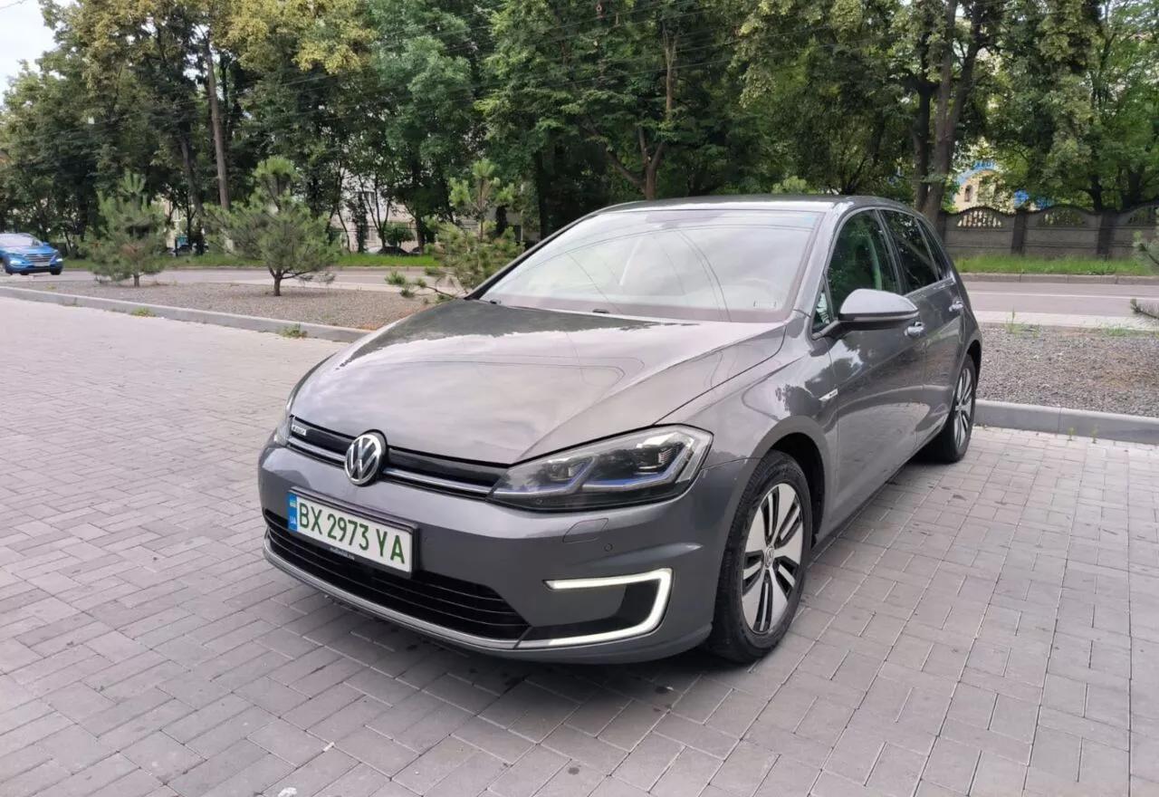Volkswagen e-Golf  35.8 kWh 2017171