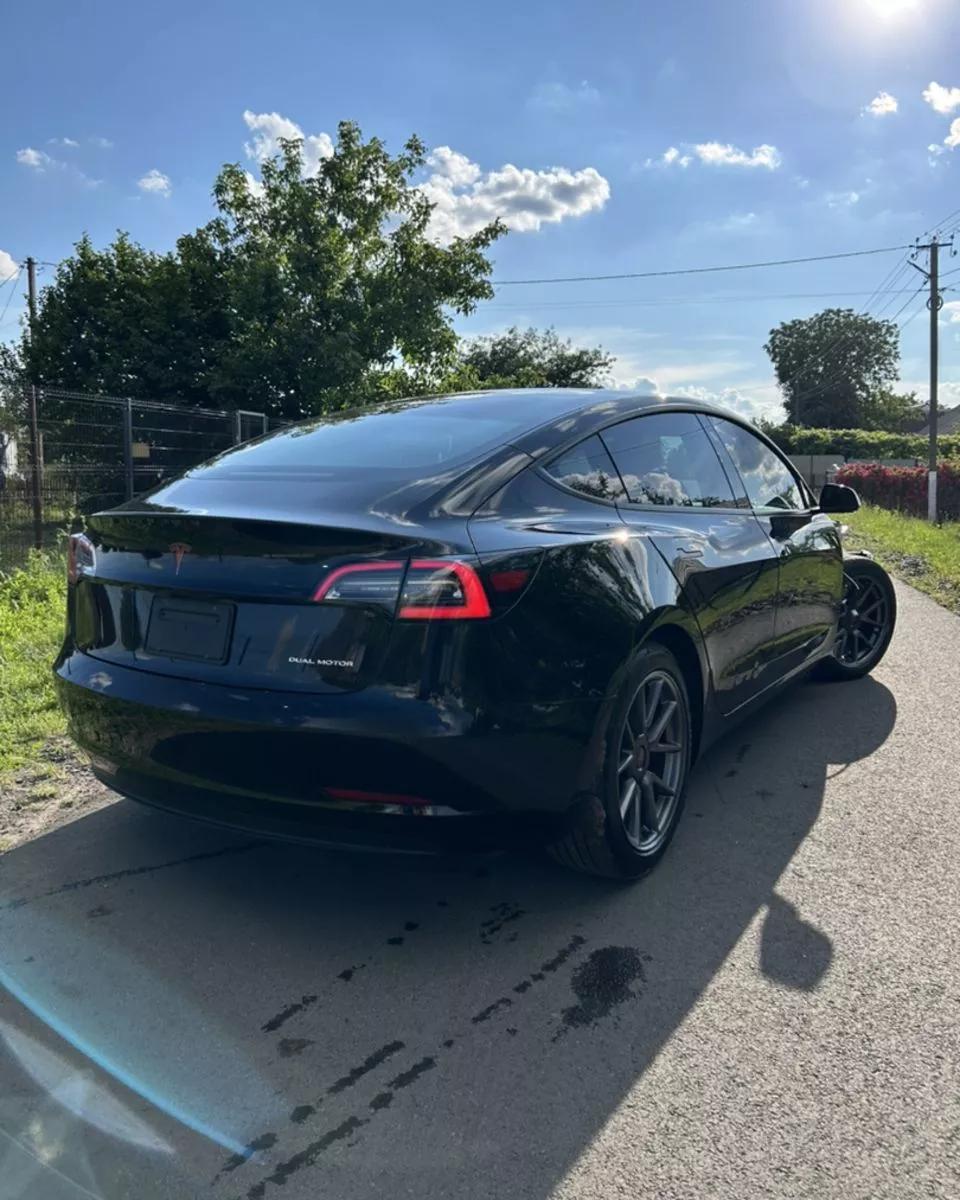 Tesla Model 3  85 kWh 2022thumbnail41