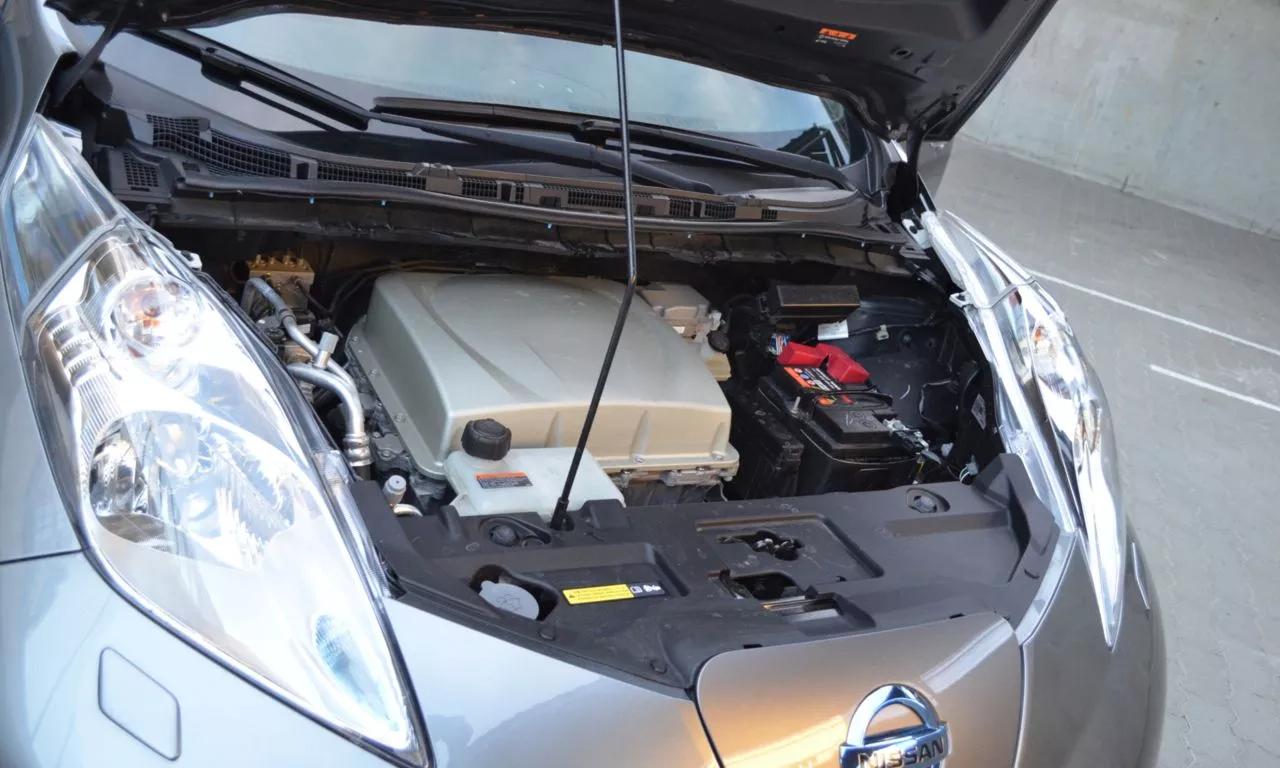 Nissan Leaf  30 kWh 2017thumbnail281