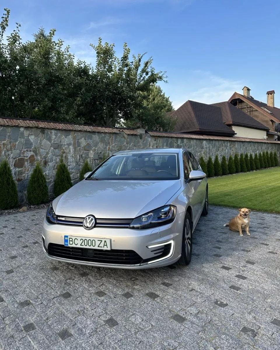 Volkswagen e-Golf  35.8 kWh 201901