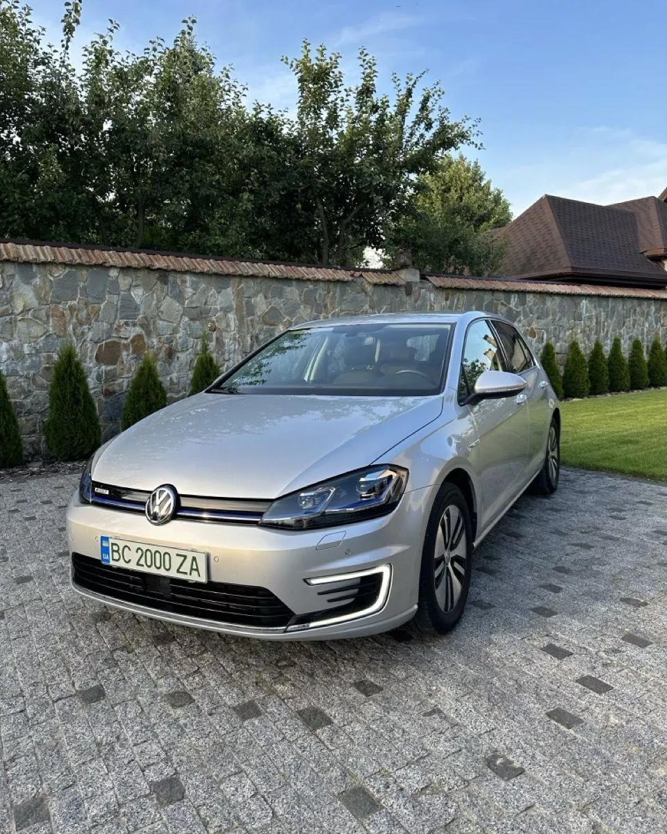 Volkswagen e-Golf  35.8 kWh 201951