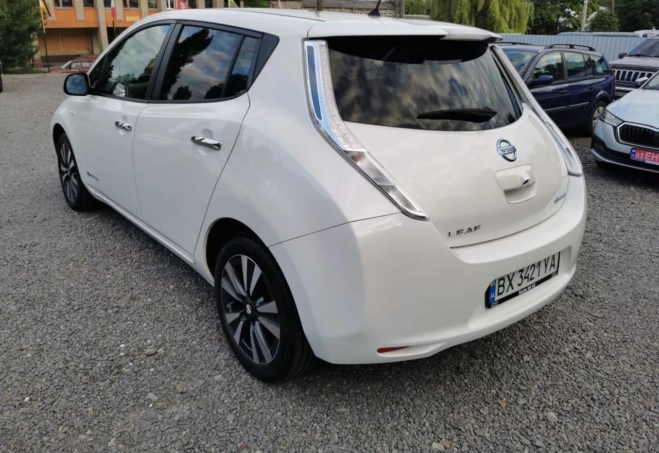 Nissan Leaf  30 kWh 2016thumbnail81