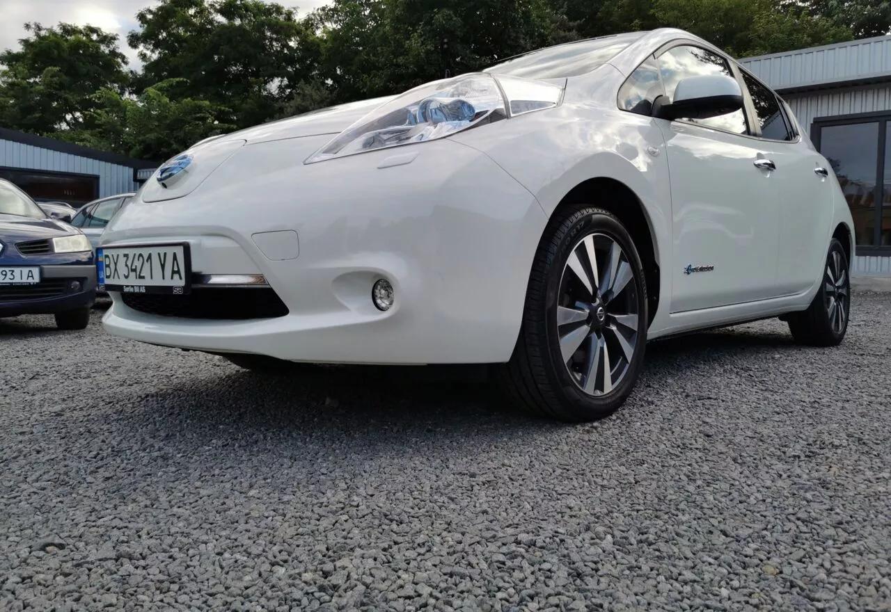 Nissan Leaf  30 kWh 2016thumbnail121