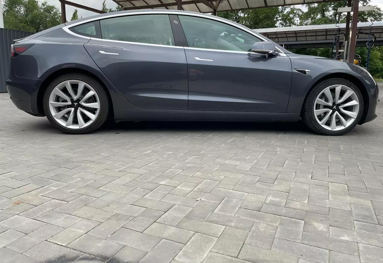 Tesla Model 3  2018thumbnail101
