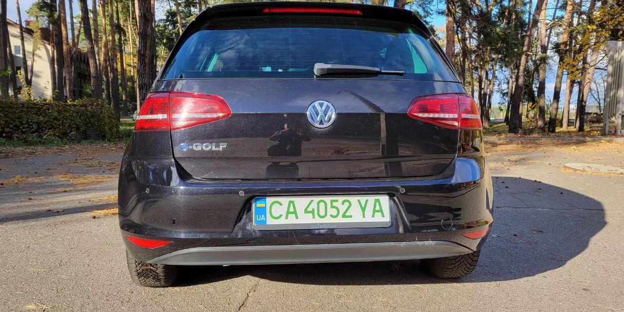 Volkswagen e-Golf  24 kWh 2016thumbnail51