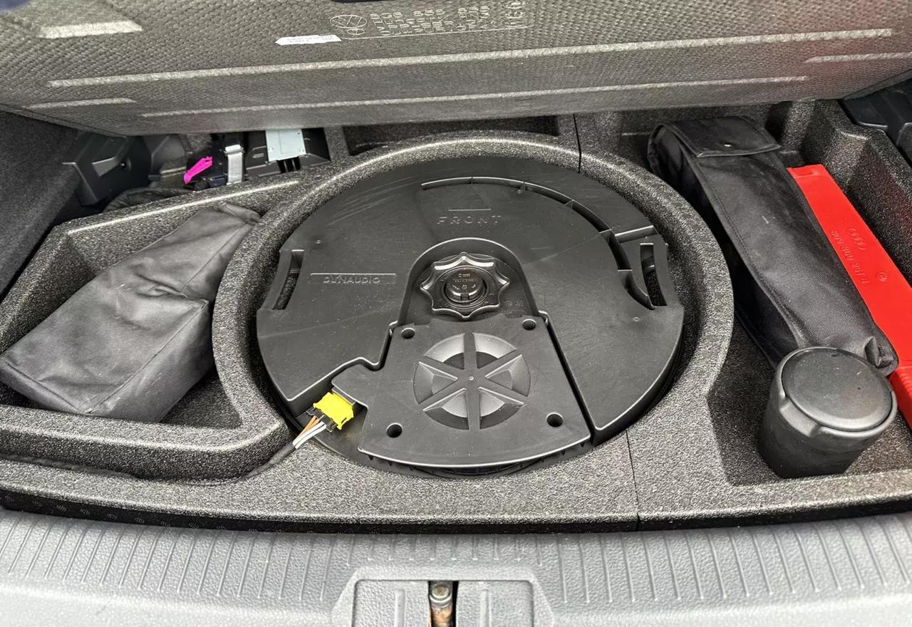 Volkswagen e-Golf  24 kWh 2015331
