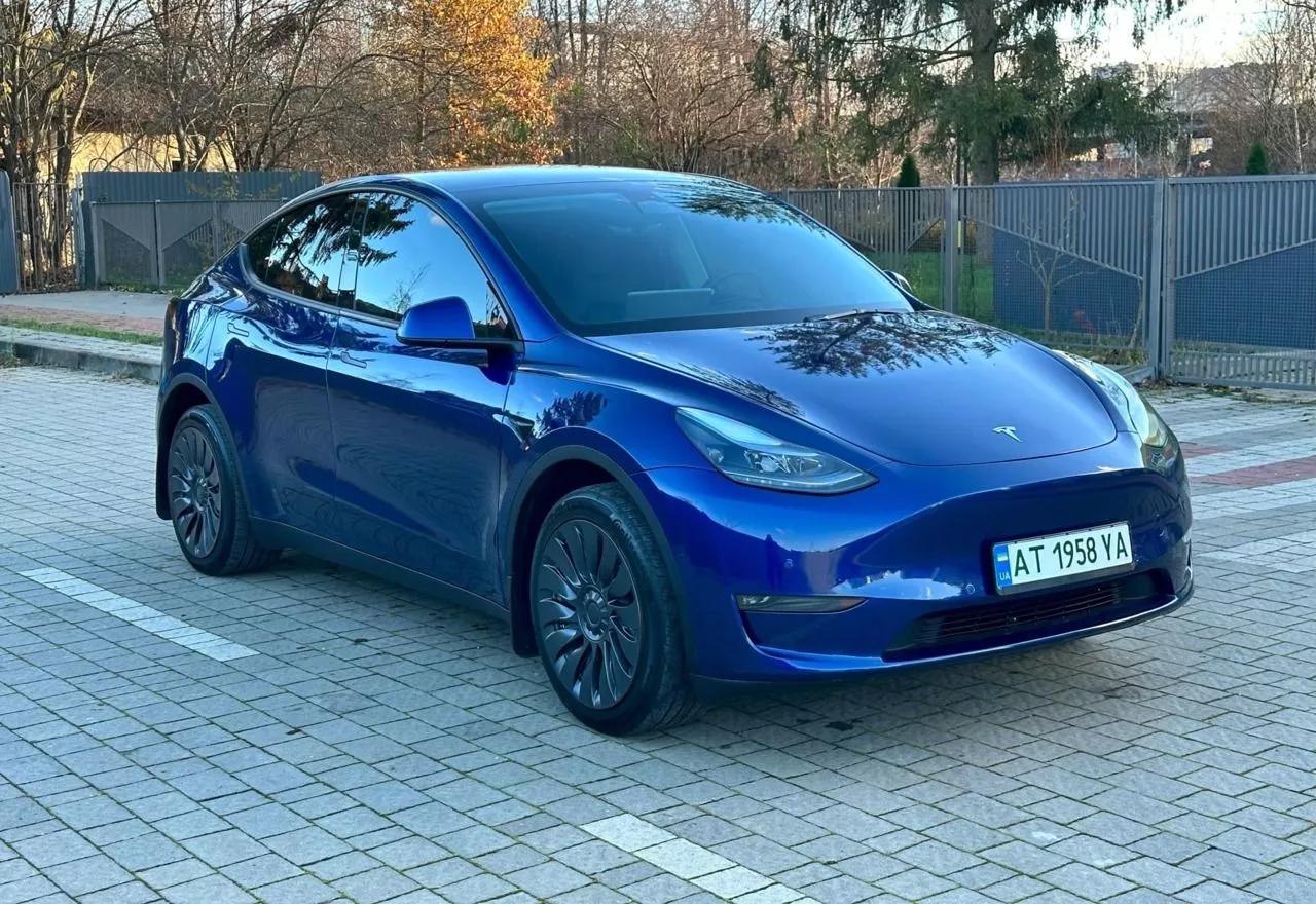 Tesla Model Y  80.5 kWh 202261