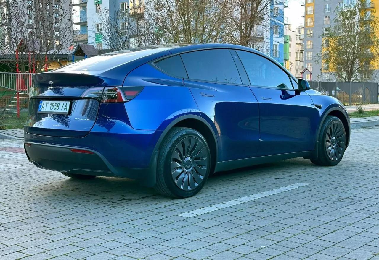 Tesla Model Y  80.5 kWh 2022101