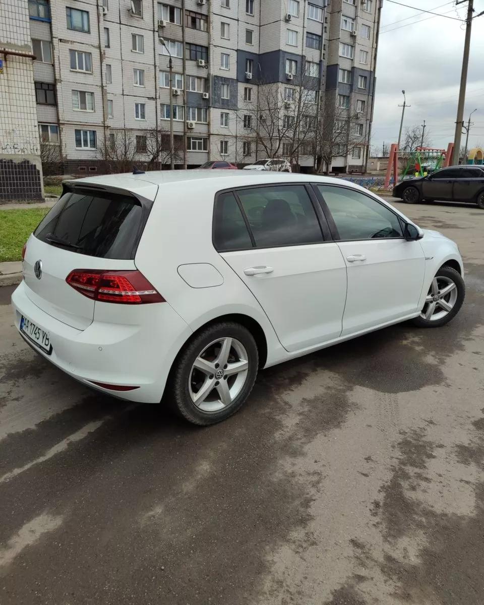 Volkswagen e-Golf  24 kWh 2014thumbnail51