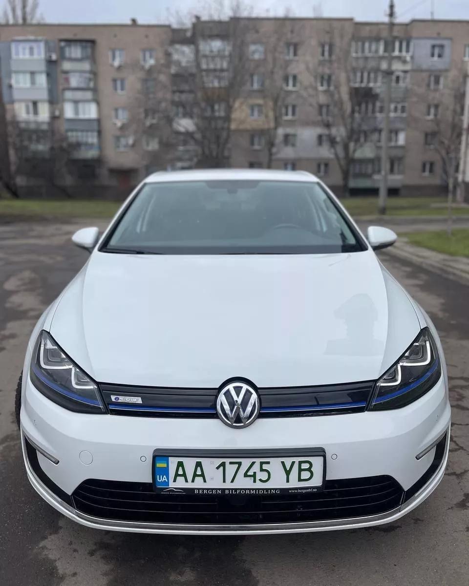Volkswagen e-Golf  24 kWh 2014121