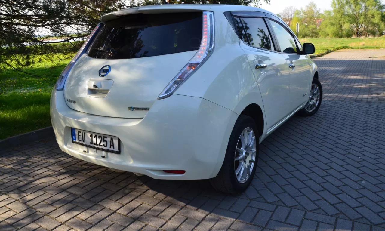 Nissan Leaf  24 kWh 2013thumbnail251