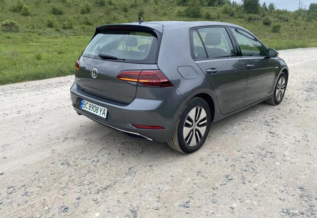 Volkswagen e-Golf  36 kWh 201931