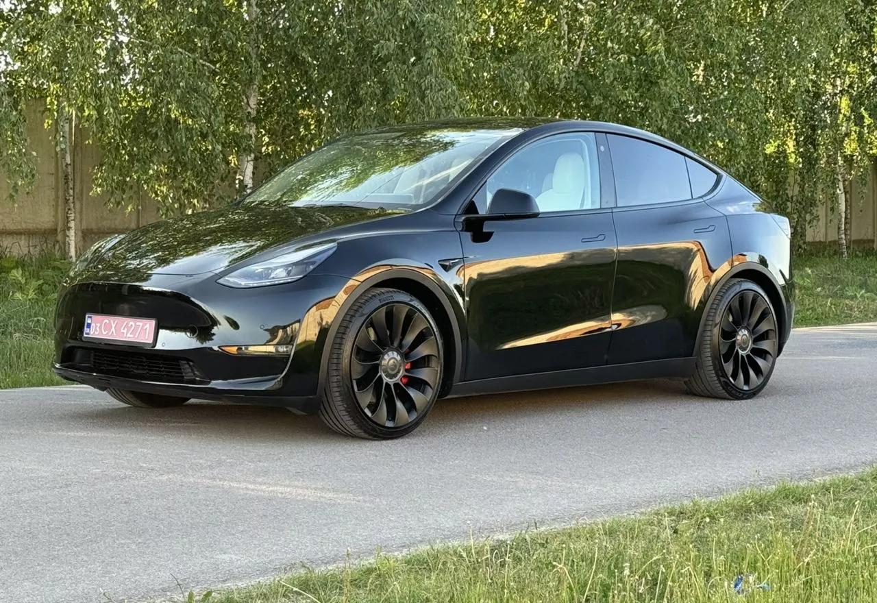 Tesla Model Y  202241