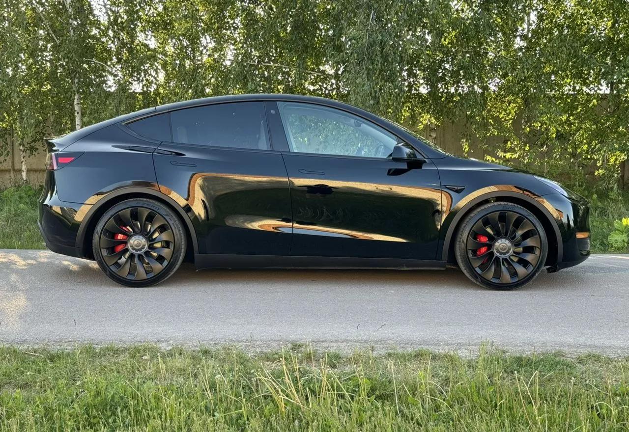 Tesla Model Y  2022241