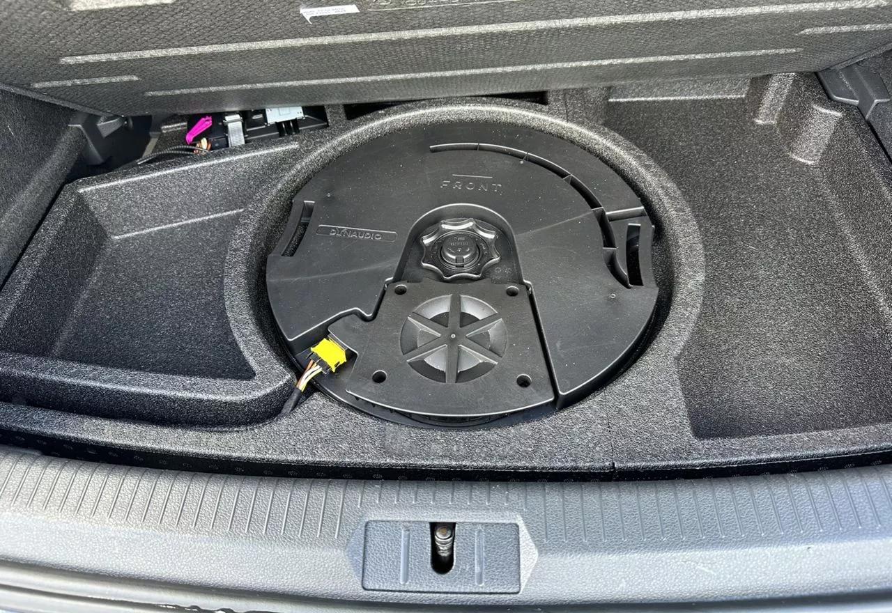 Volkswagen e-Golf  35.8 kWh 2019161