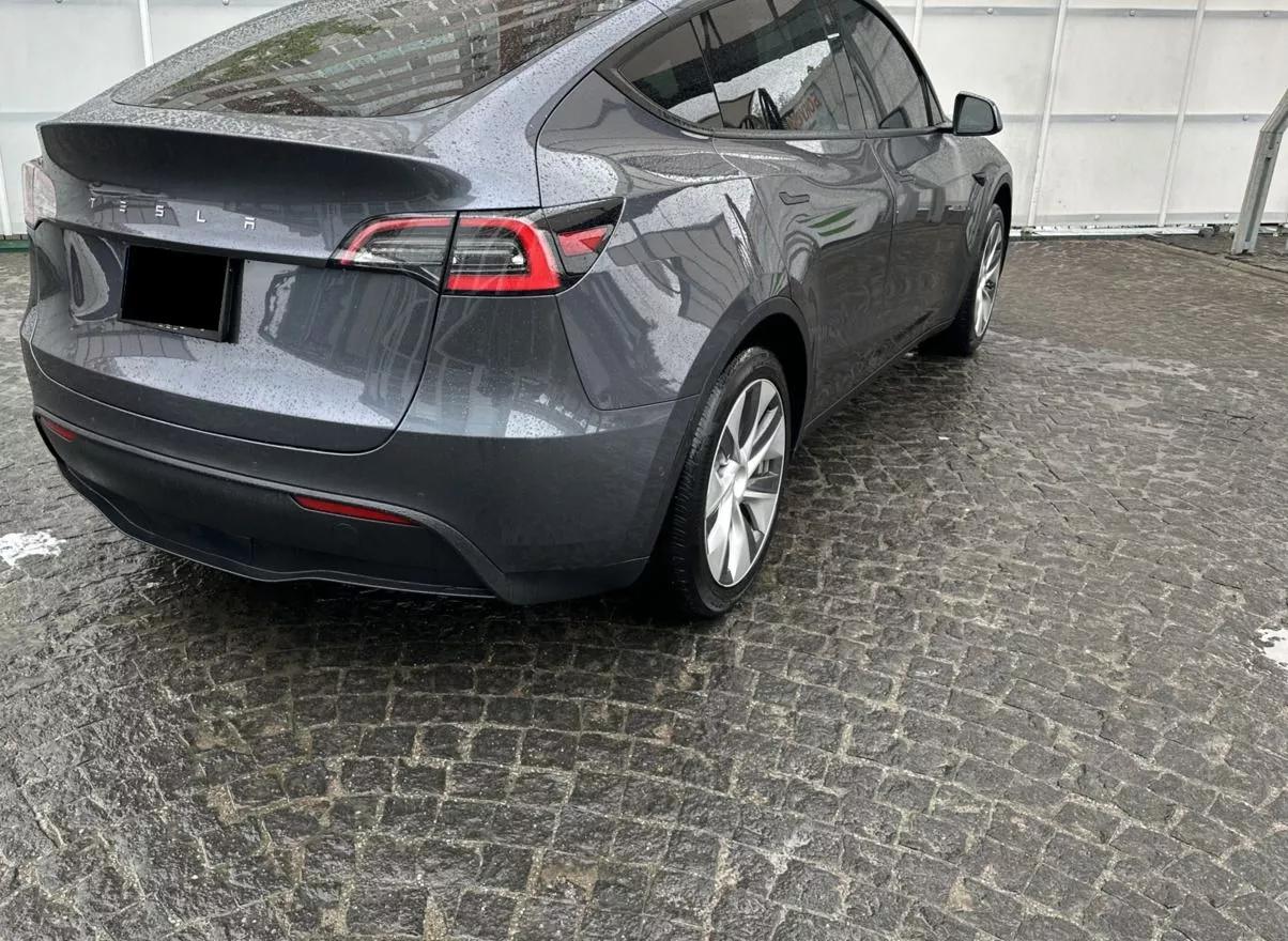 Tesla Model Y  65 kWh 202151