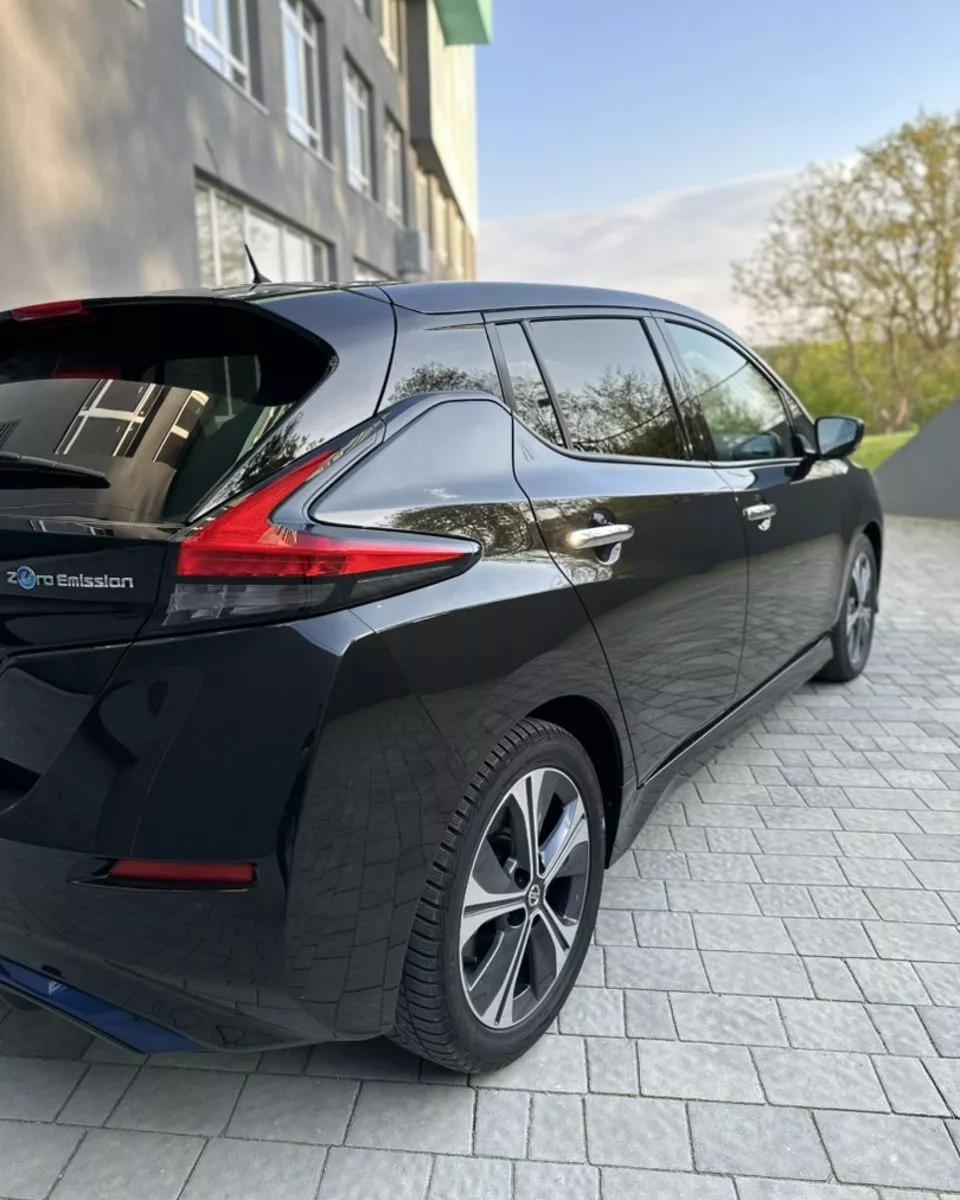 Nissan Leaf  40 kWh 2018thumbnail221
