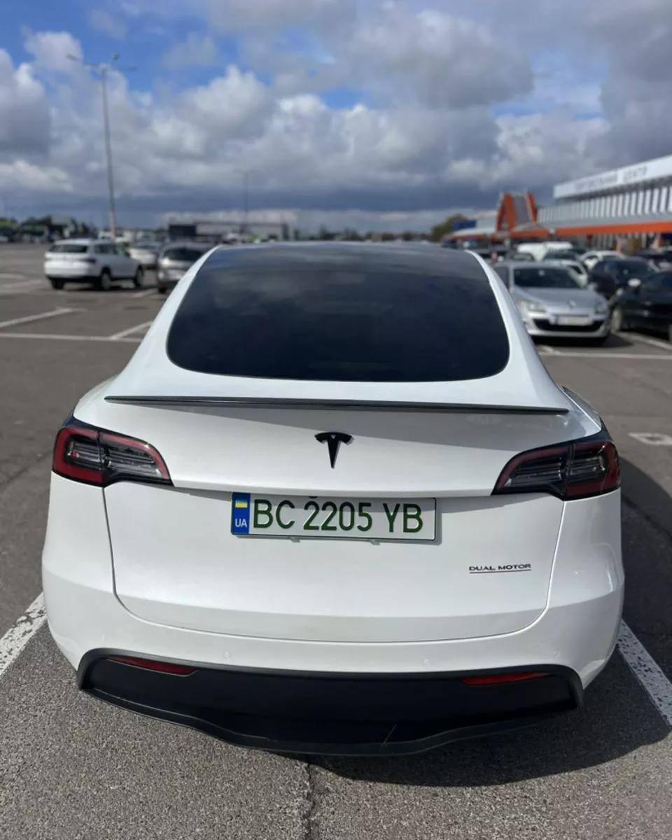Tesla Model Y  82 kWh 2022thumbnail81