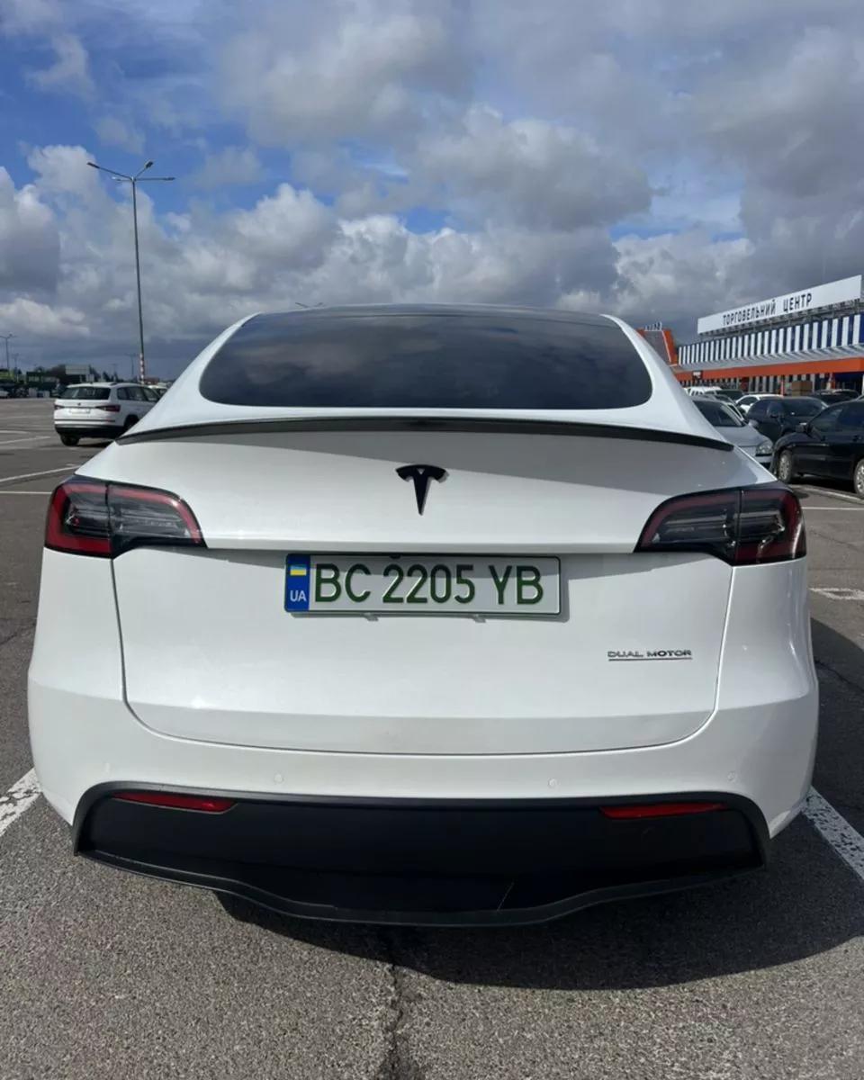 Tesla Model Y  82 kWh 2022thumbnail91