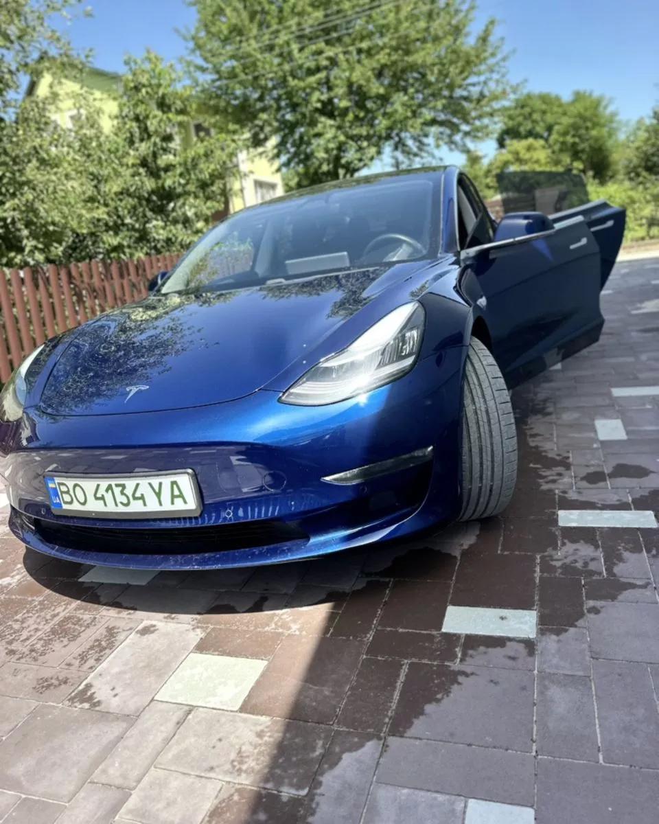 Tesla Model 3  82 kWh 201831