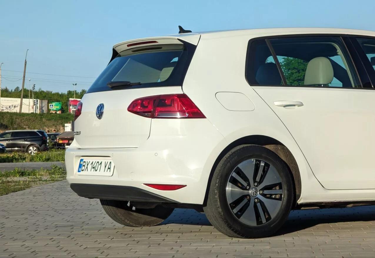Volkswagen e-Golf  25 kWh 201491
