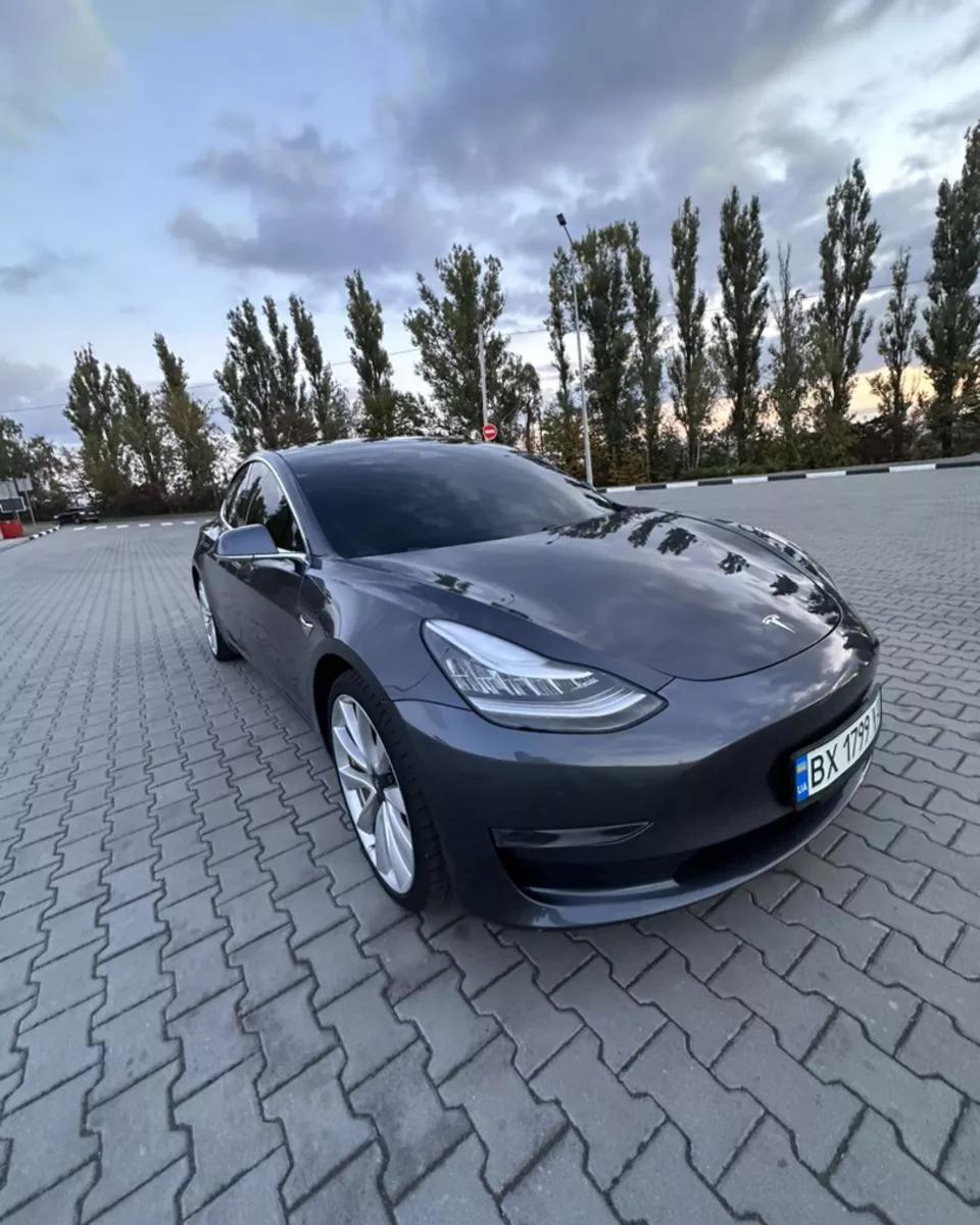 Tesla Model 3  80.5 kWh 201941