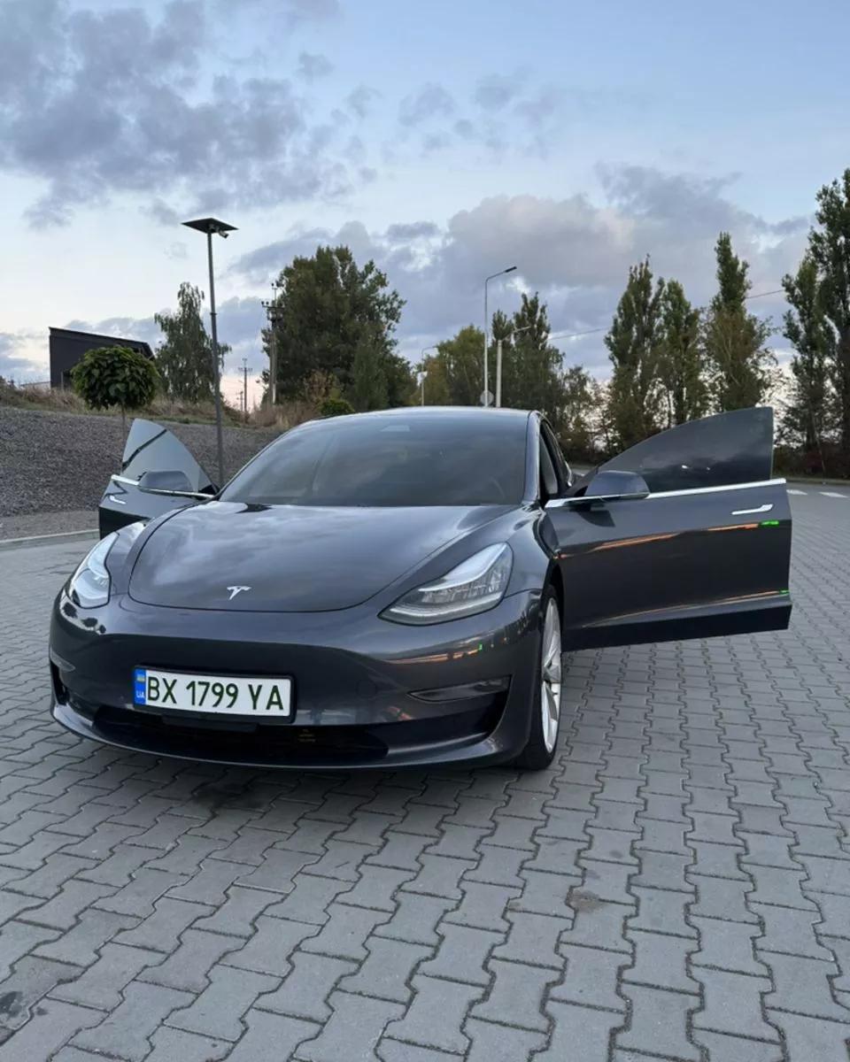 Tesla Model 3  80.5 kWh 2019thumbnail171