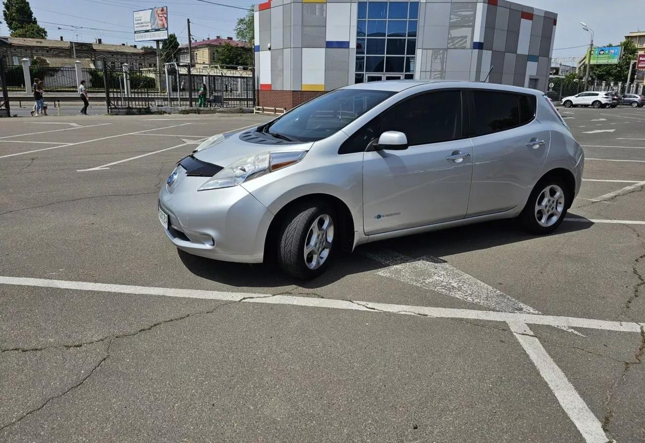 Nissan Leaf  24 kWh 2013111