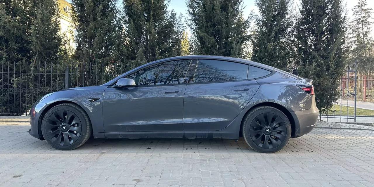 Tesla Model 3  60 kWh 2022thumbnail21