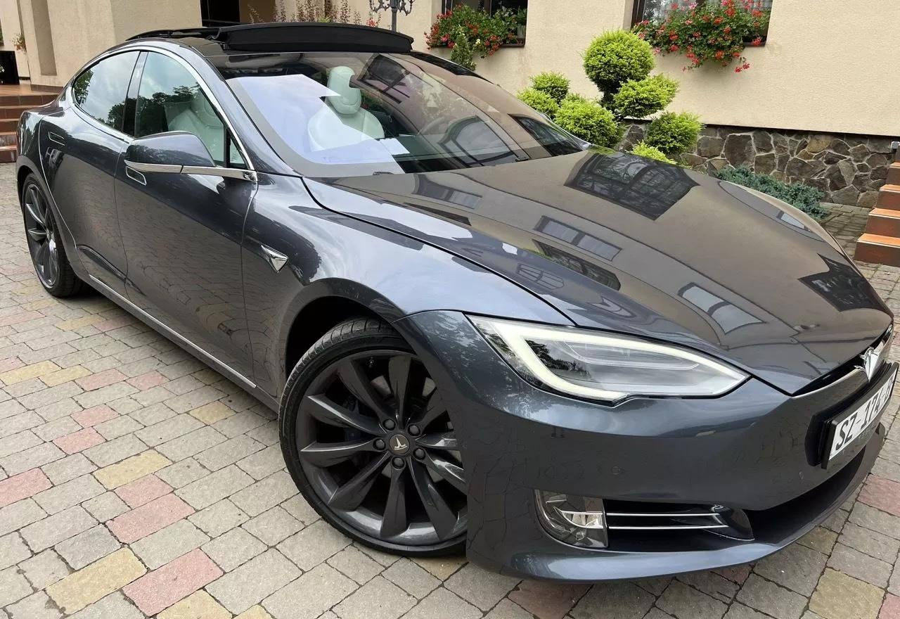 Tesla Model S  100 kWh 2018121