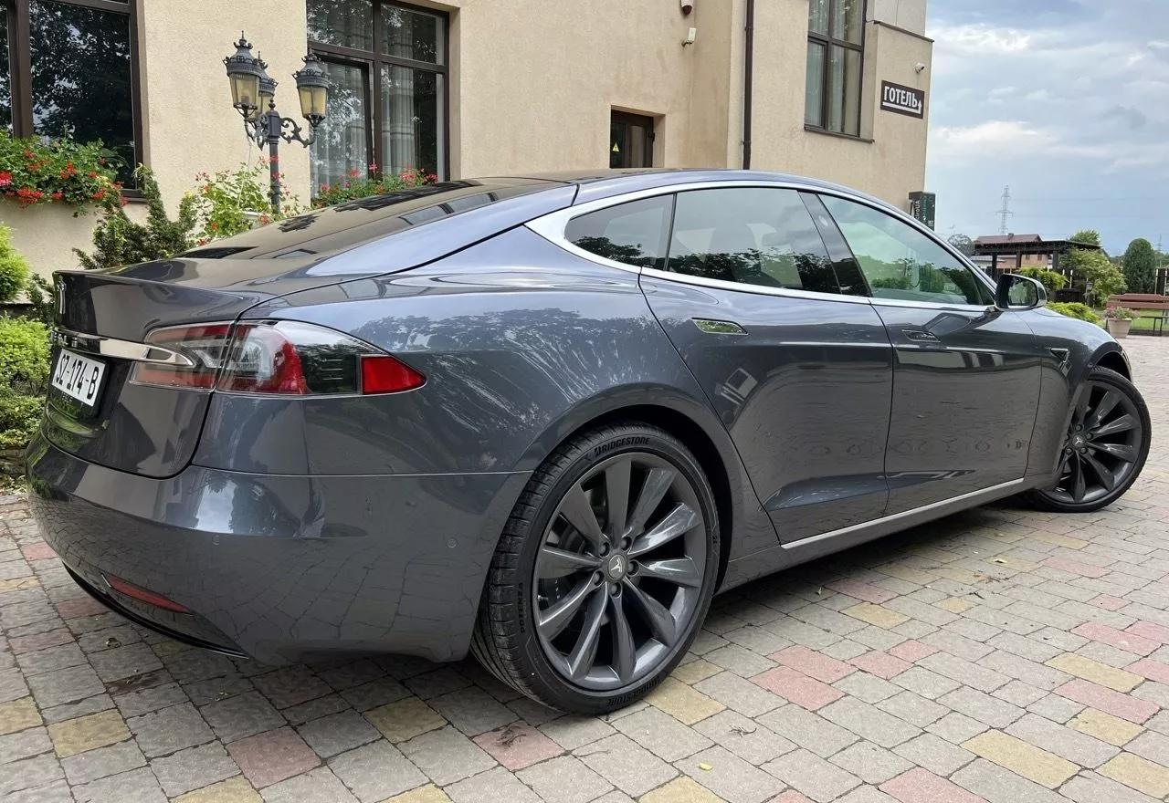 Tesla Model S  100 kWh 2018thumbnail241