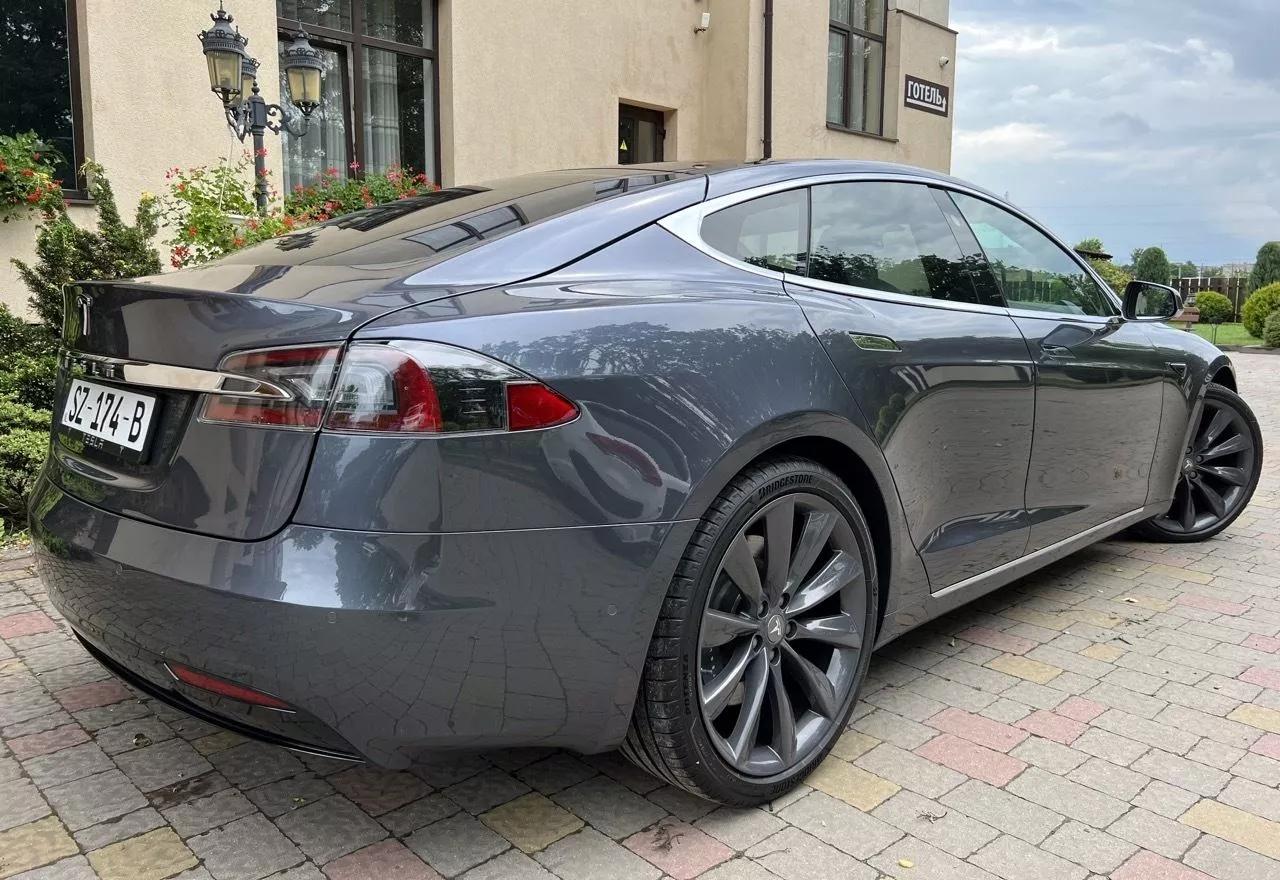 Tesla Model S  100 kWh 2018thumbnail251