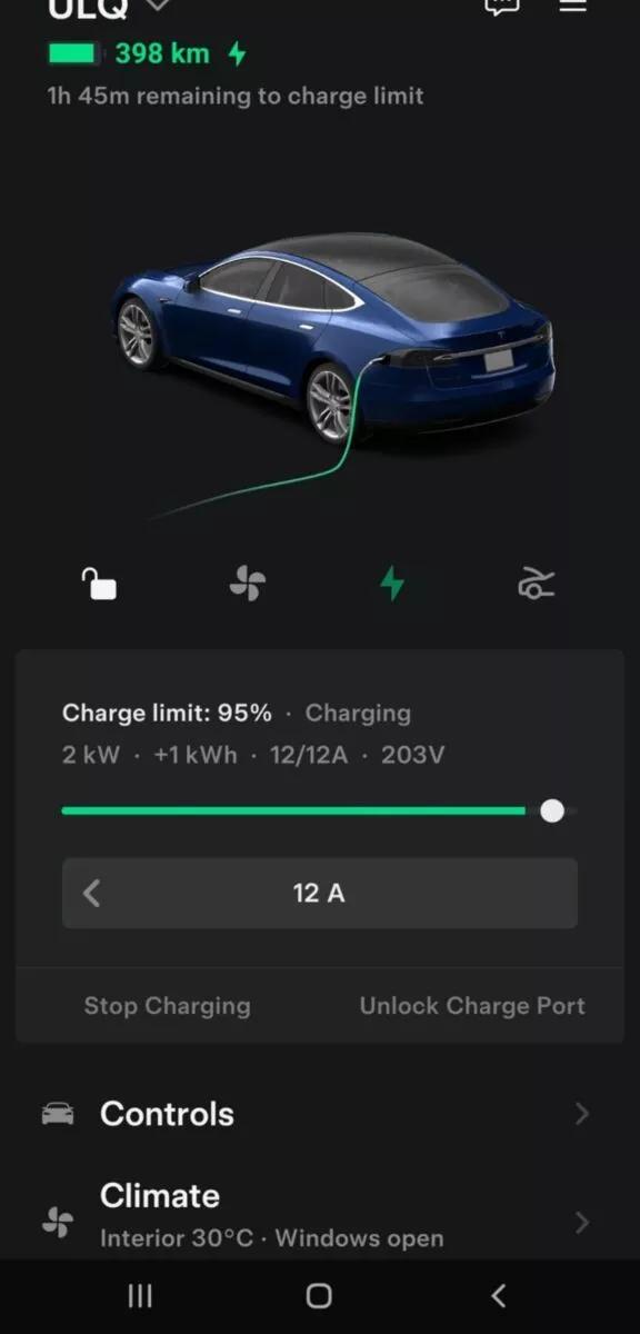 Tesla Model S  70 kWh 201571