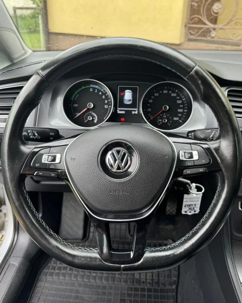 Volkswagen e-Golf  2014181