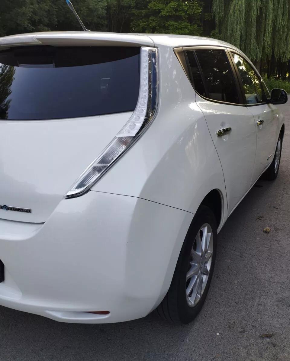 Nissan Leaf  24 kWh 201491
