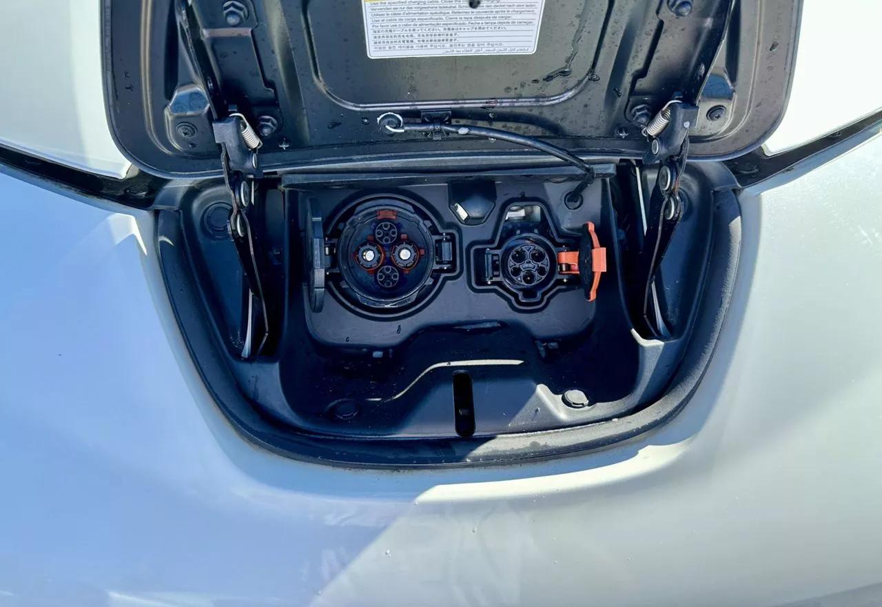 Nissan Leaf  30 kWh 2016thumbnail221