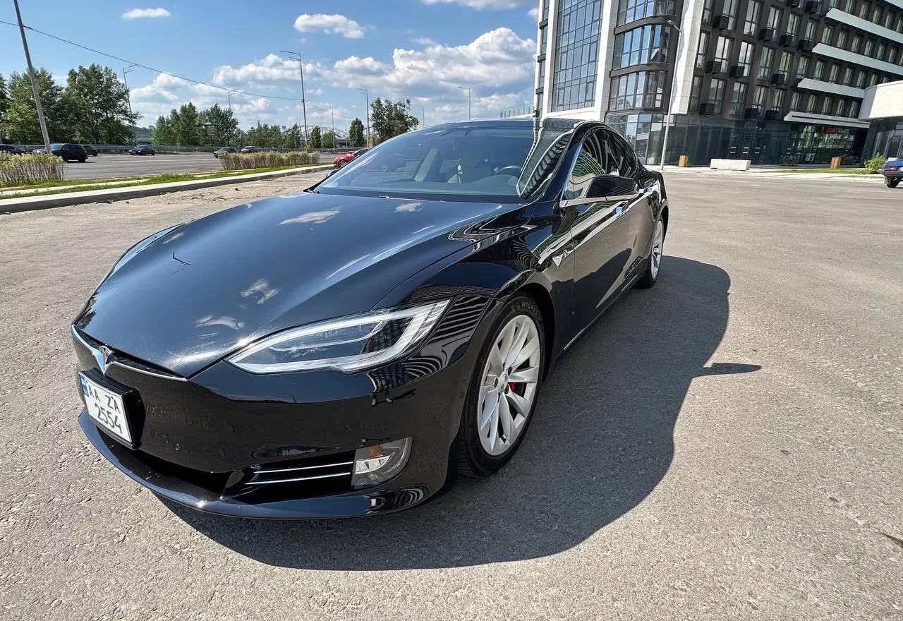 Tesla Model S  90 kWh 2016231