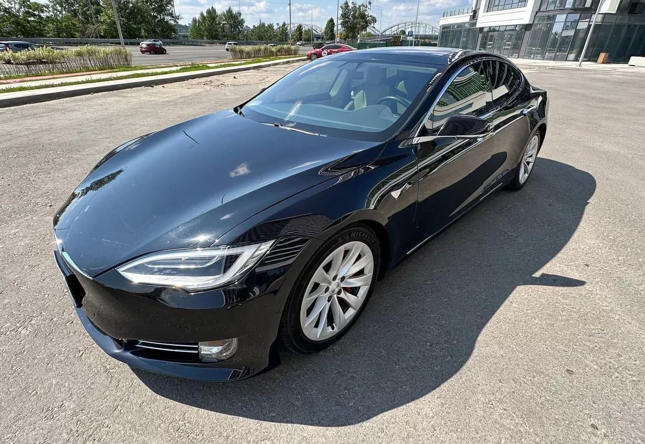 Tesla Model S  90 kWh 2016241