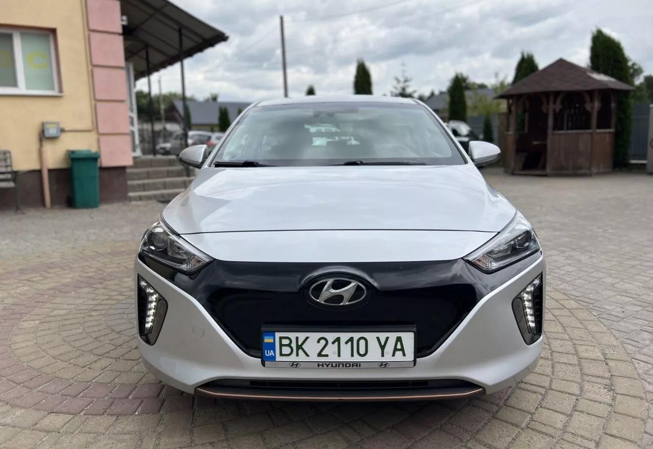 Hyundai Ioniq  2018thumbnail131