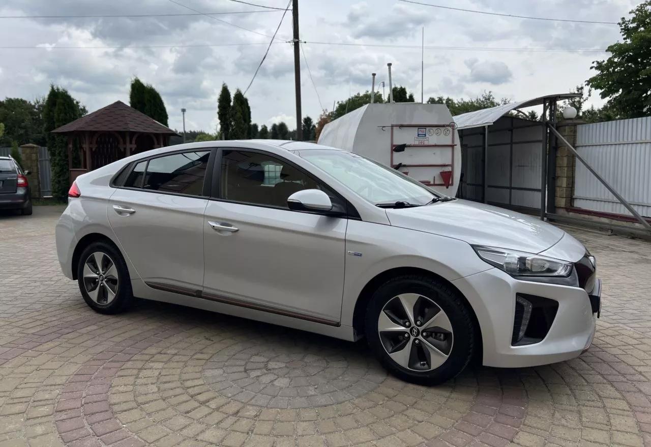Hyundai Ioniq  2018thumbnail191