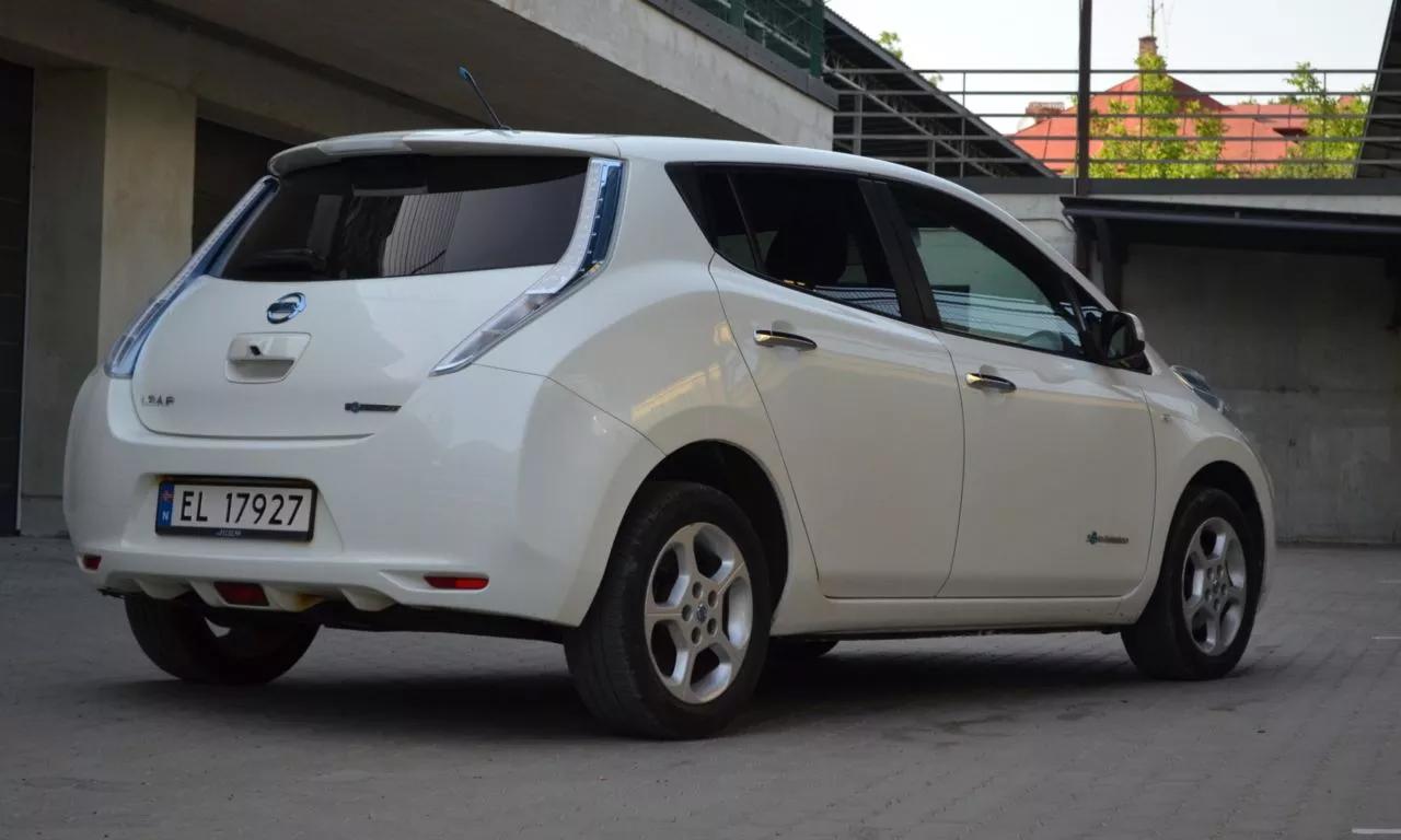 Nissan Leaf  24 kWh 2014thumbnail131