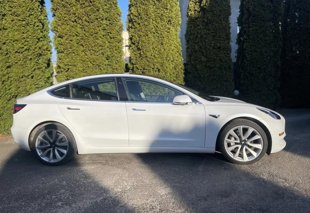 Tesla Model 3  80.5 kWh 201821