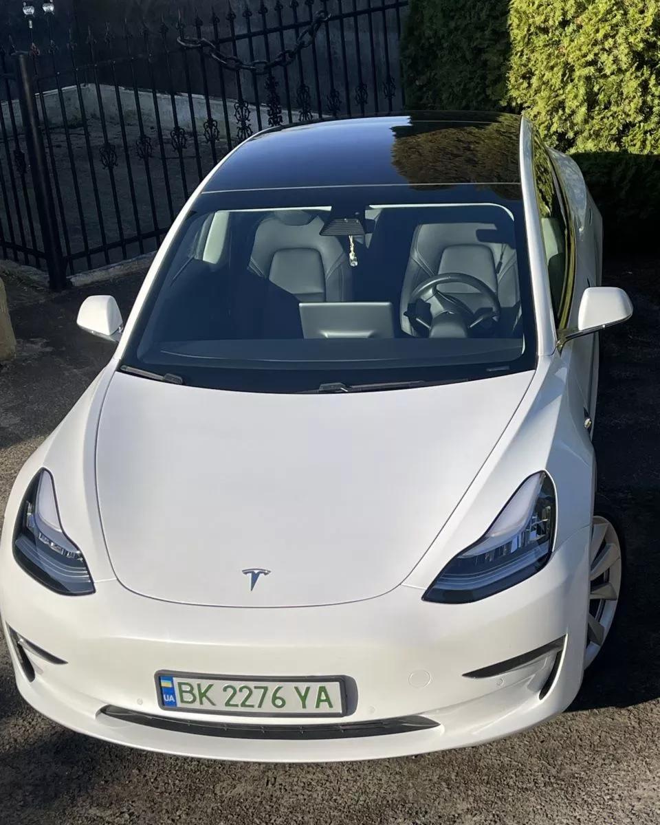 Tesla Model 3  80.5 kWh 2018121