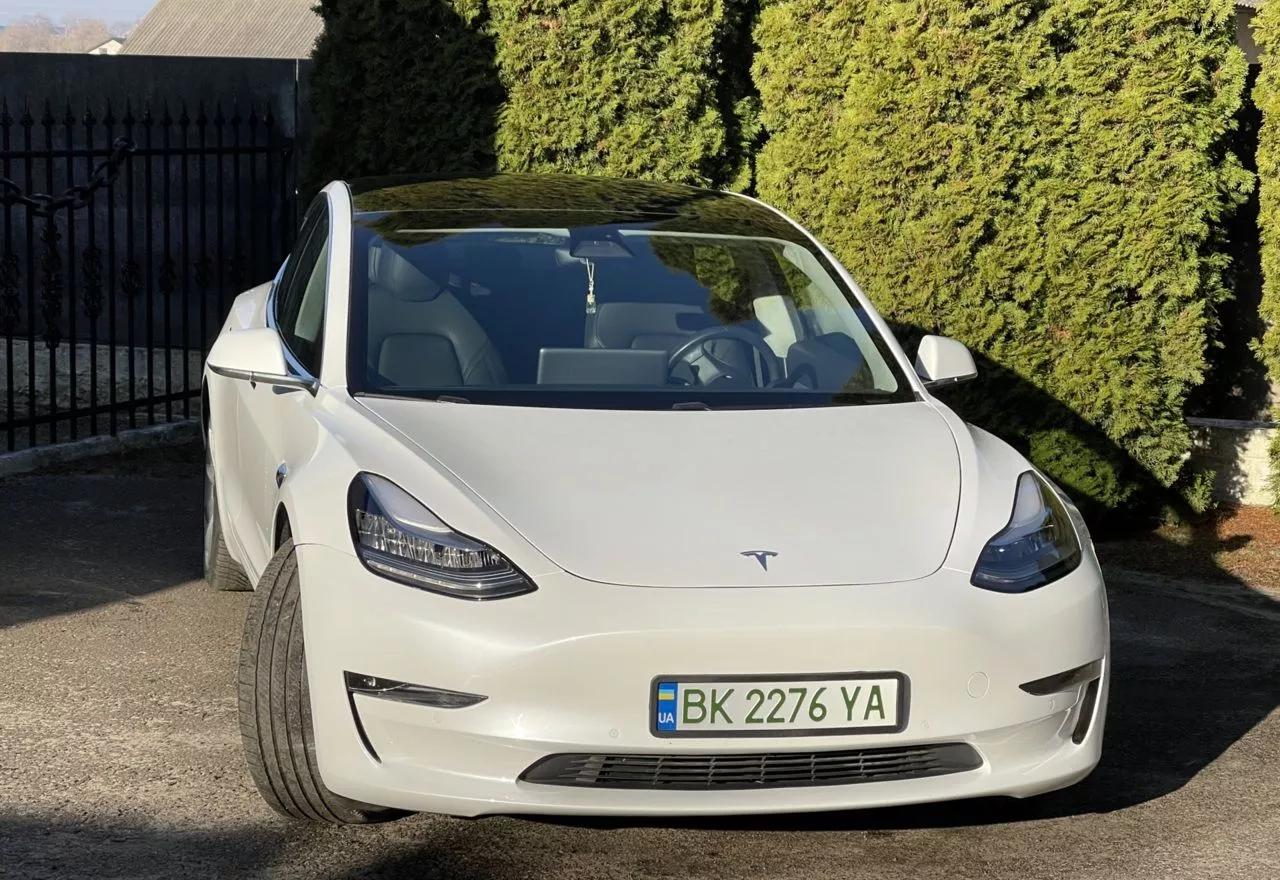Tesla Model 3  80.5 kWh 2018thumbnail131