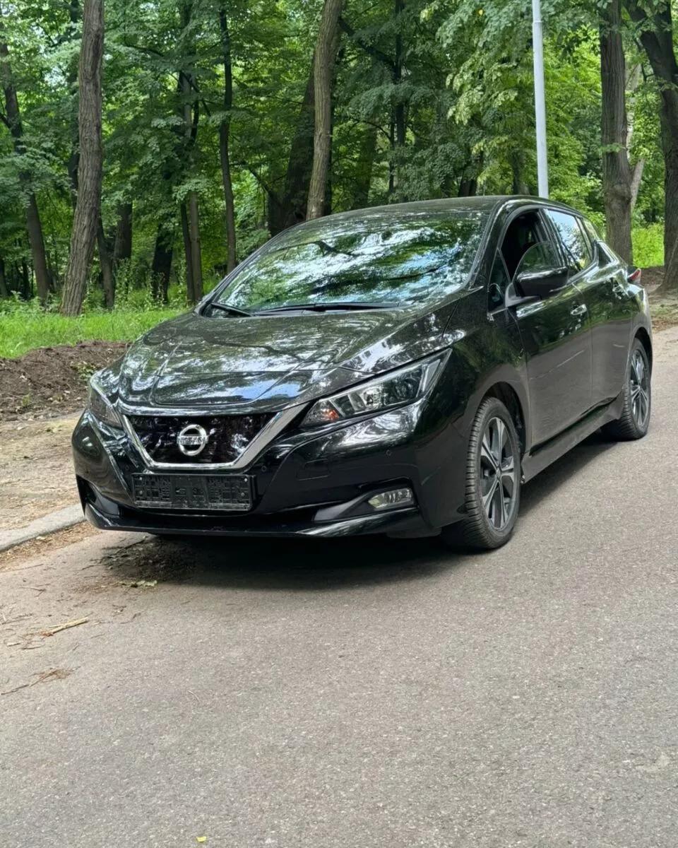 Nissan Leaf  40 kWh 2018211