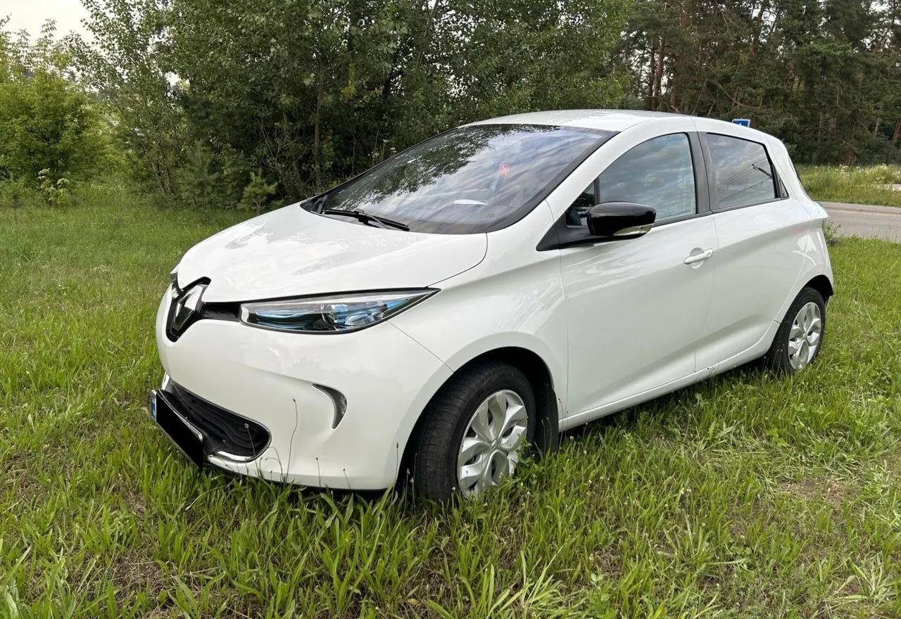 Renault ZOE  20 kWh 2015thumbnail01